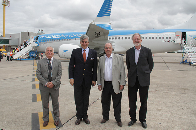 Aerolíneas presentó su nuevo avión en Jujuy Aerolíneas presentó su nuevo avión en Jujuy