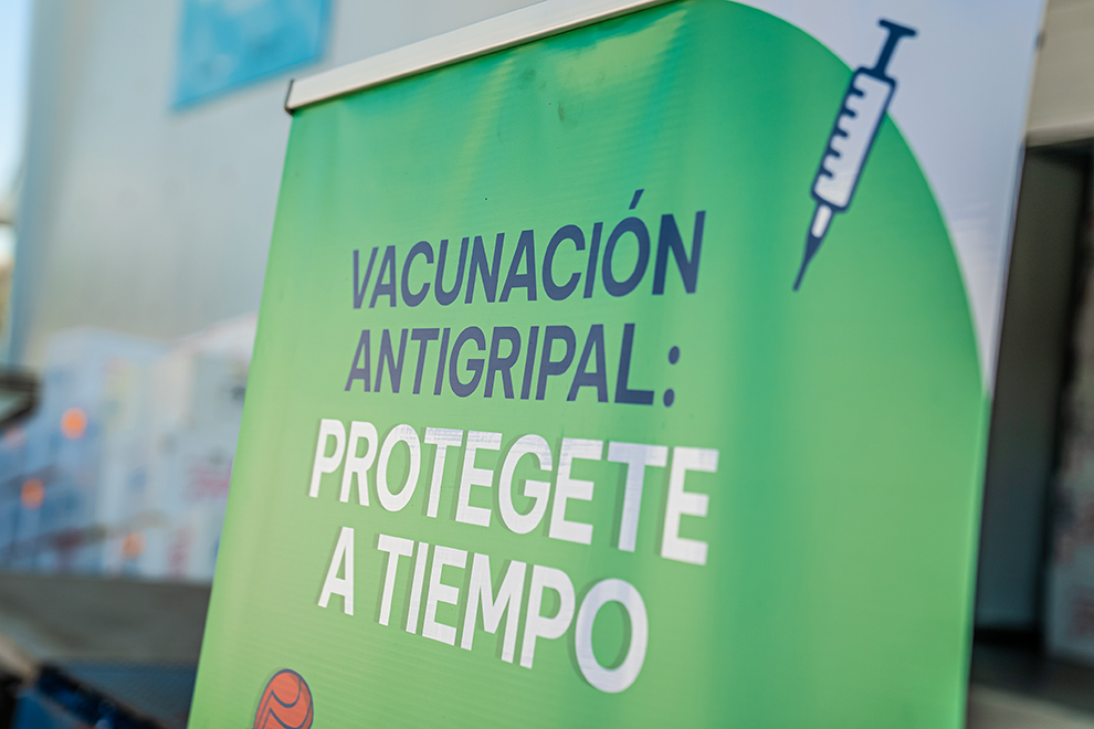 Comenzó la vacunación antigripal en personas embarazadas y equipos de salud