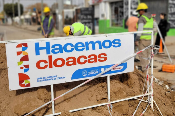 Obra de cloacas - gobierno de Córdoba