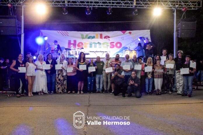 Valle Hermoso - brindis de fin de año -