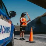 Arrastró varios metros a una policía de la Caminera durante un control y fue detenida en Colonia Caroya