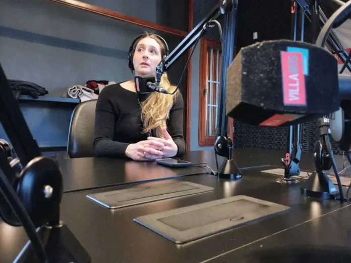 Pía Felpeto en VillaNos Radio (3)