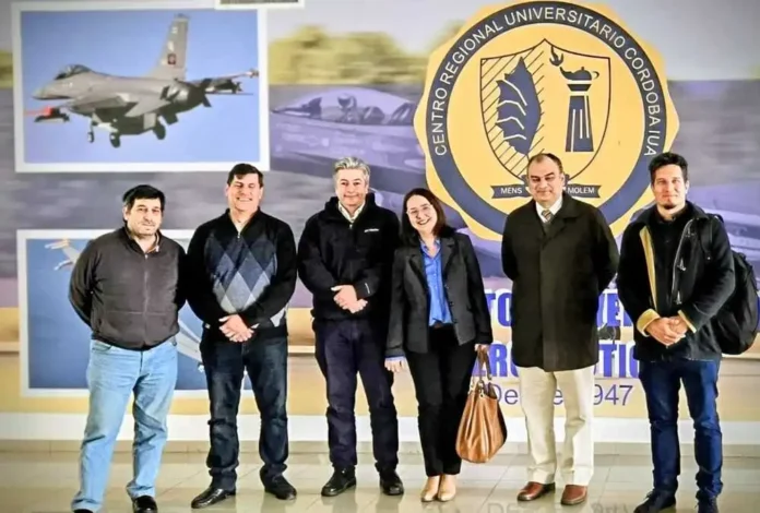 Secretaría de Ciencia y Tecnología con el Instituto Universitario Aeronáutico