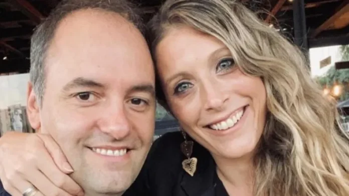 Manuel Adorni y Bettina Angeletti