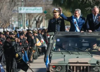 Río Cuarto: Llaryora encabezó los actos por el Día de la Independencia y llamó a la unidad de los argentinos
