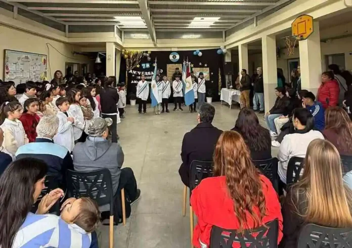 Tanti - 78 aniversario de la Escuela Coronel Díaz