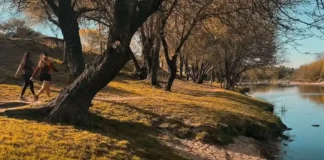 Distintas opciones para hacer senderismo en San Antonio de Arredondo durante todo el año