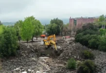 Santiago de Chile después del aluvión: más de 2.200 viviendas dañadas y vigilancia sobre el río Mapocho