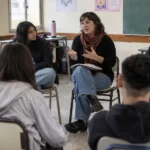 Veinte años de ESI: avances, deudas y nuevos desafíos frente a las violencias digitales y las ITS
