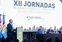 Llaryora volvió a reclamar un plan de infraestructura para potenciar el desarrollo del interior productivo