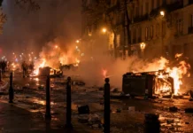 Francia enfrenta una ola de disturbios: más de 2.400 detenidos y toques de queda parciales para frenar la violencia